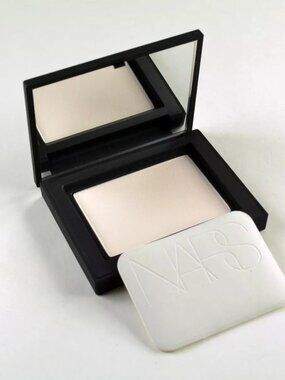 NARS Soft Velvet Pressed Powder SNOW Full Size New No Box 1454 DISCONTINUED NOS
